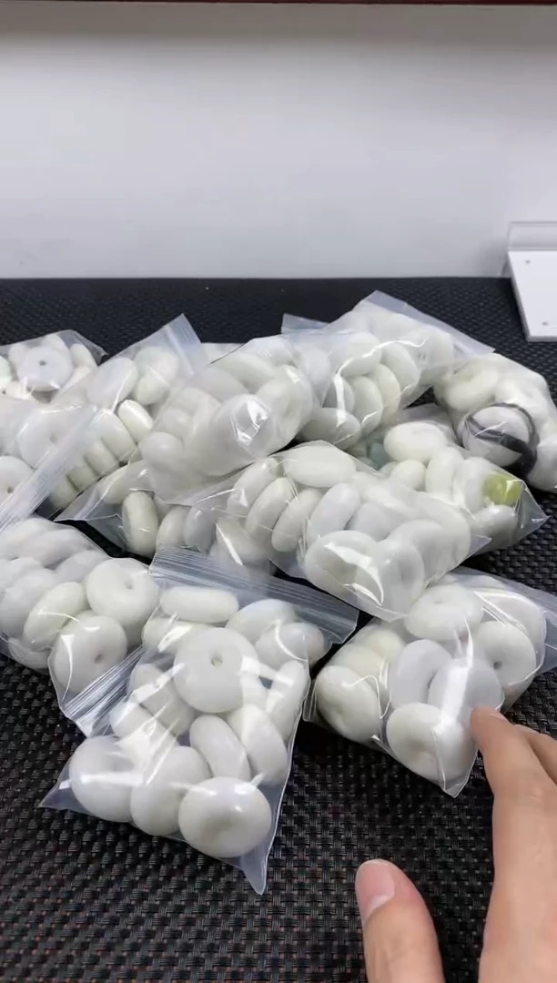 岫玉未镶嵌其它多样性发货一个