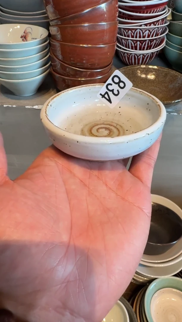 瓷片834   白麻点小碟1个