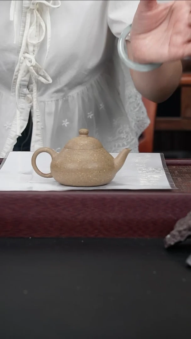 茶壶紫砂松华青段 梨式130CC