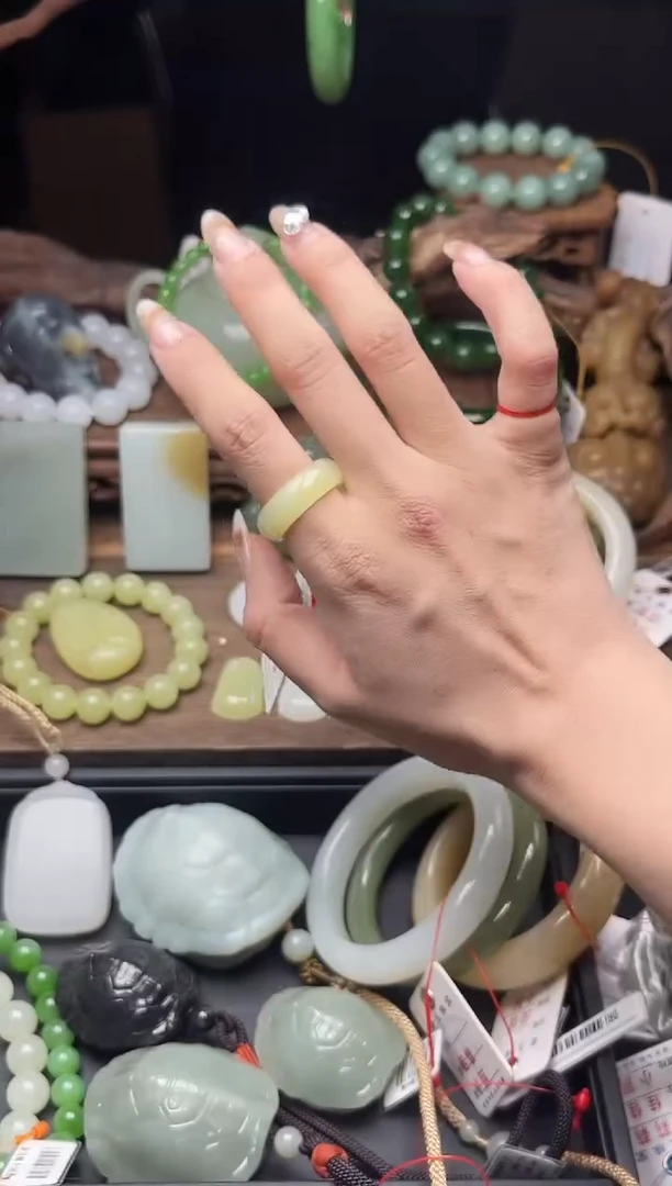 未镶嵌戒指和田玉若羌黄玉 19圈9011065