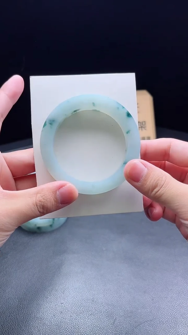 未镶嵌手镯定制翡翠叶*定制