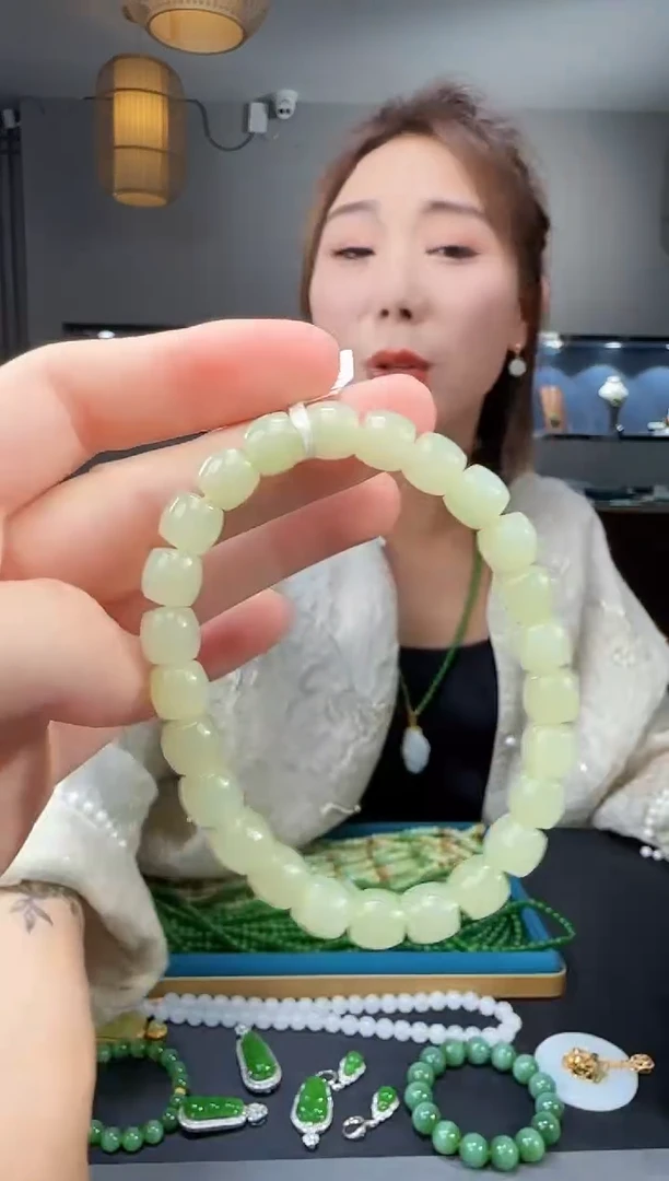 手链未镶嵌和田玉1