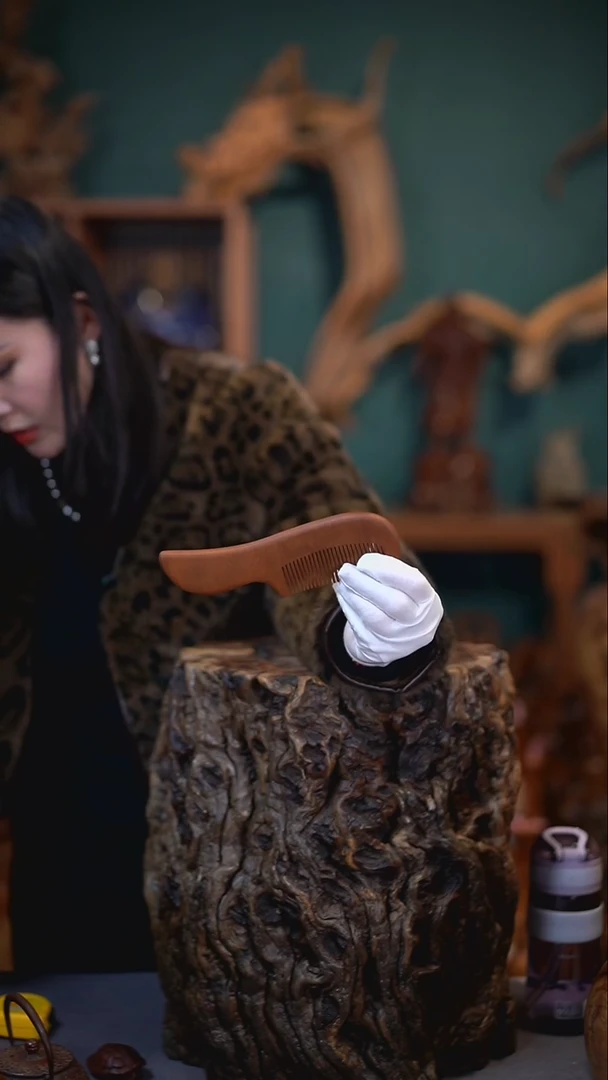 【闪购商品】枣木雷击枣木梳子