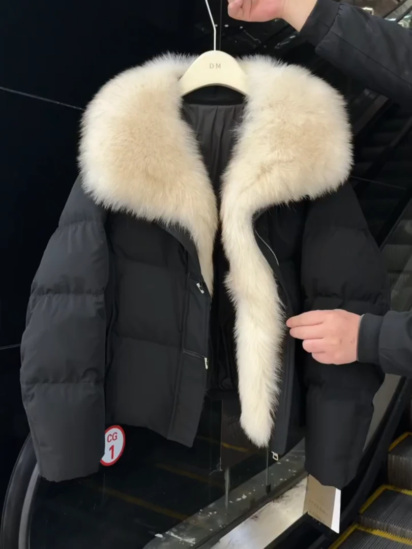 时尚黑色短款大毛领棉服女冬季新款小个子高级感加厚保暖棉袄外套