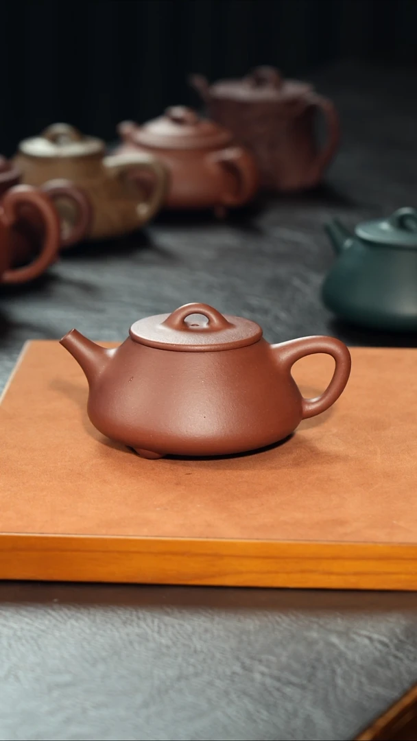茶壶紫砂守**辰半手紫泥平盖石瓢