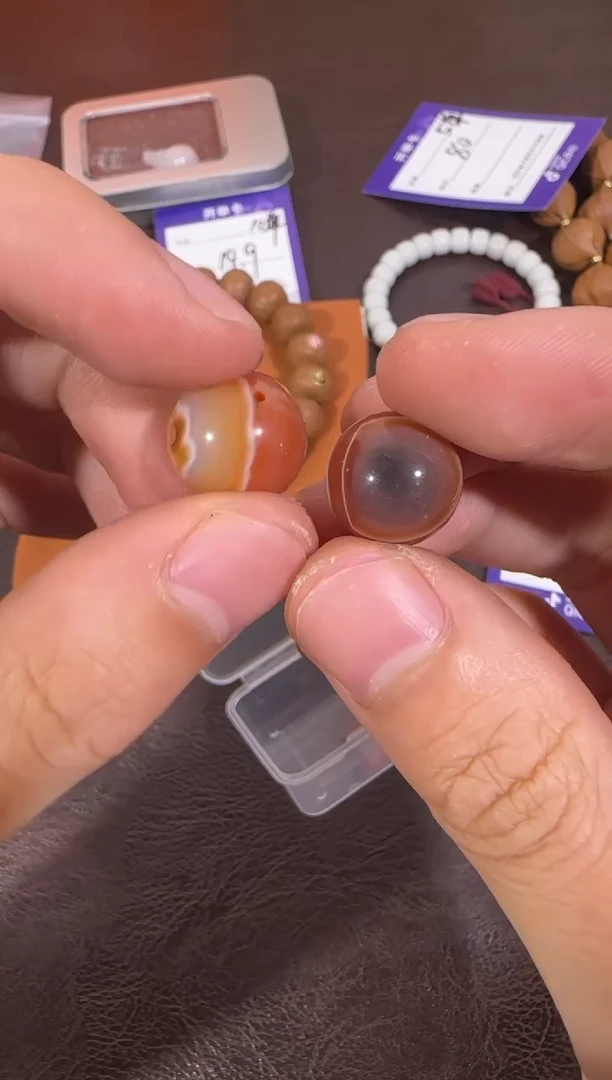 南红玛瑙111未镶嵌上车