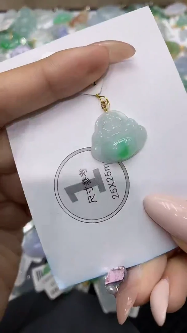 颈饰18K金镶嵌翡翠111111111111