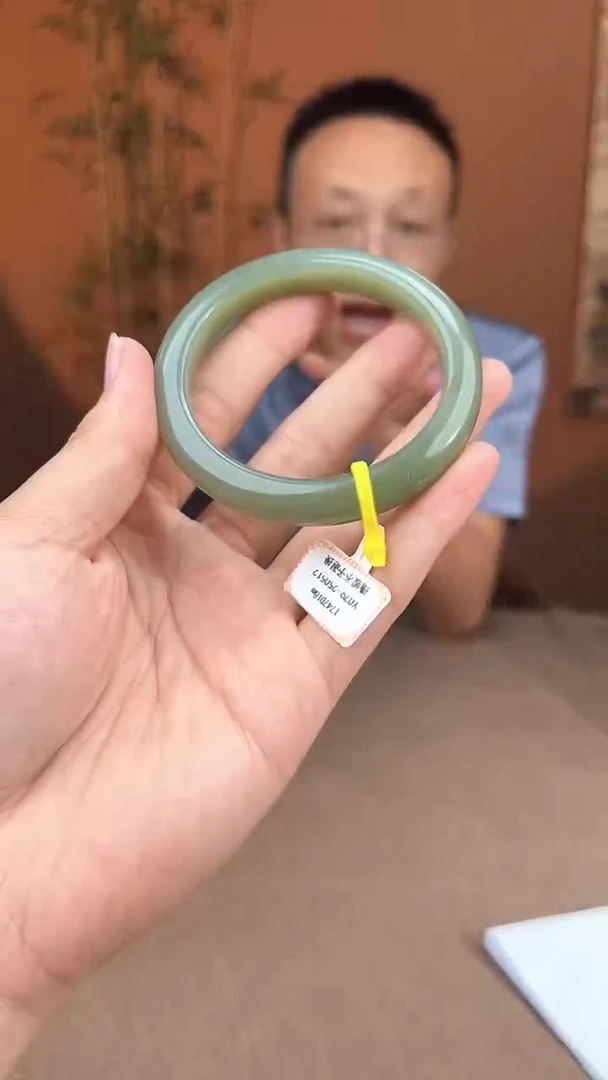 和田玉手镯未镶嵌多样性发货拍一发一31174