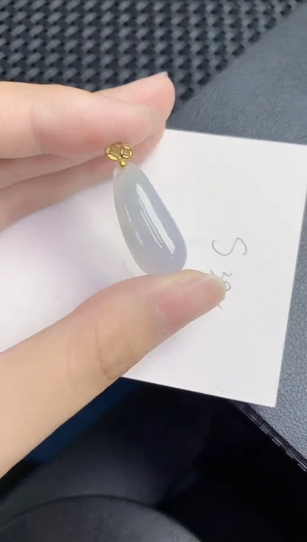 翡翠未镶嵌颈饰天然翡翠緬甸A貨
