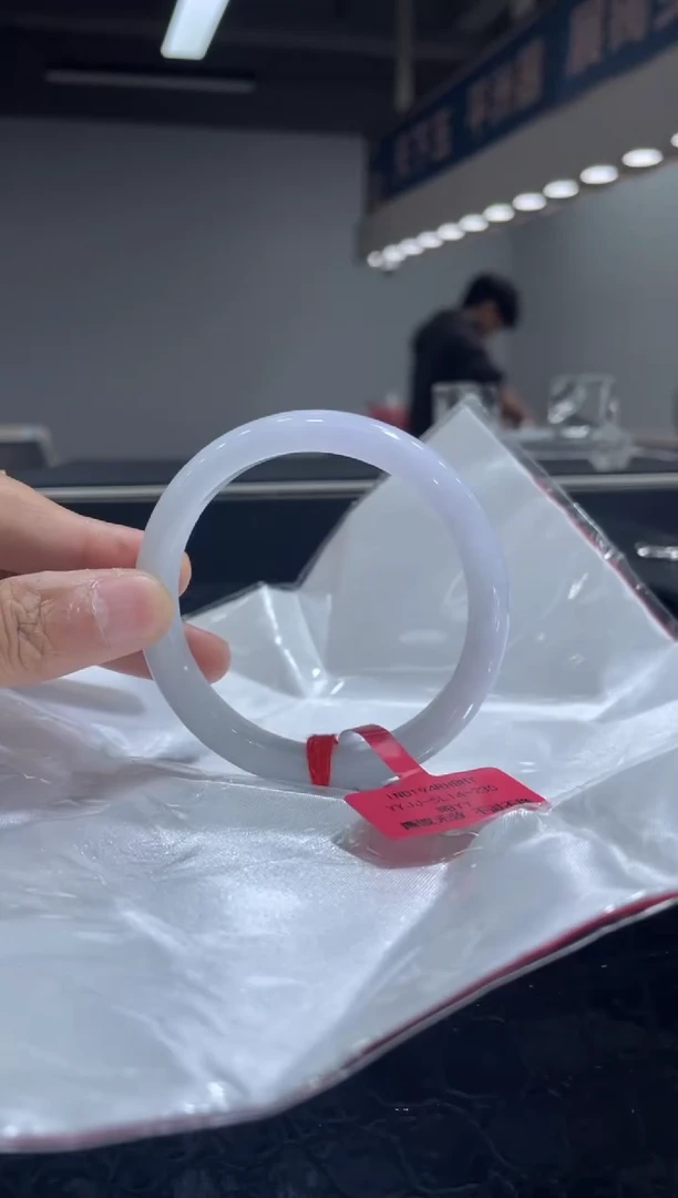 未镶嵌手镯翡翠9