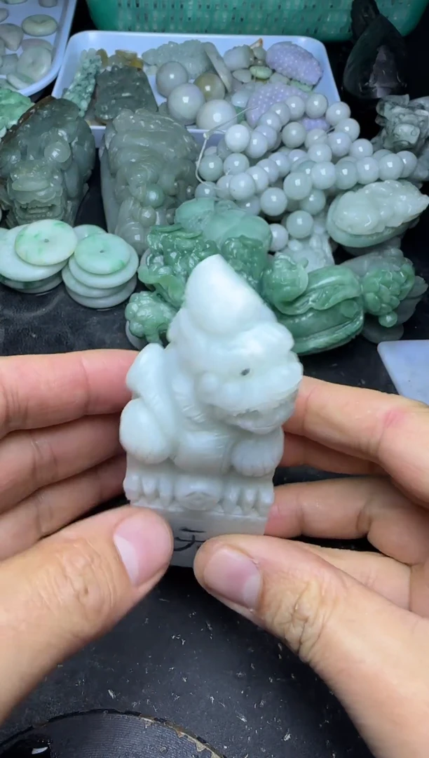 颈饰未镶嵌翡翠天然A货翡翠1