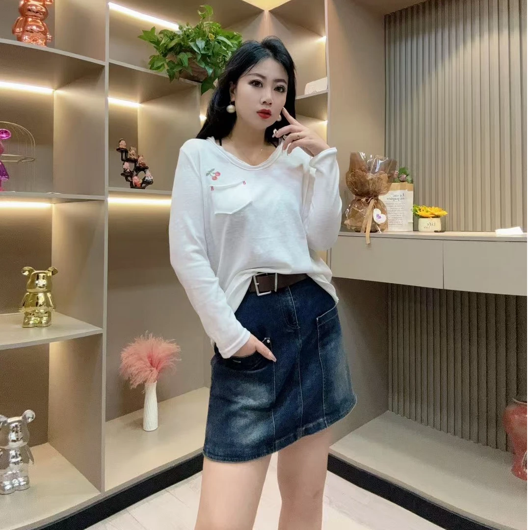 秋季上衣-千 25699秋季时尚设计款圆领甜美减龄宽松显瘦百搭上衣