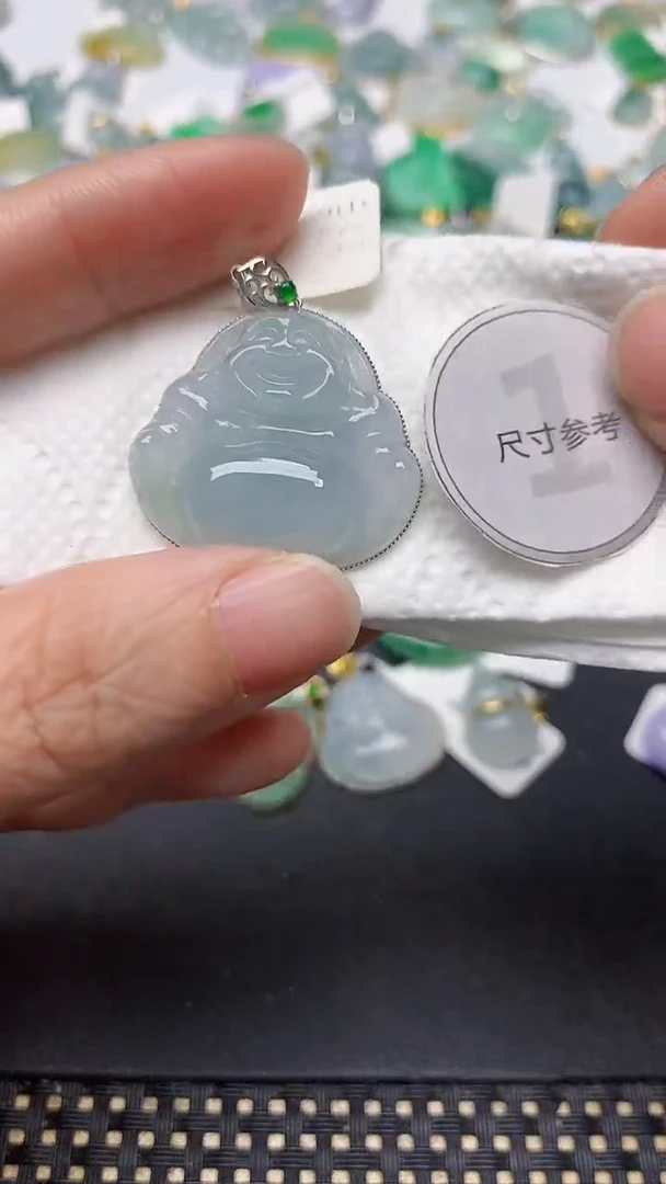 颈饰18K金镶嵌翡翠天然缅甸A货翡翠
