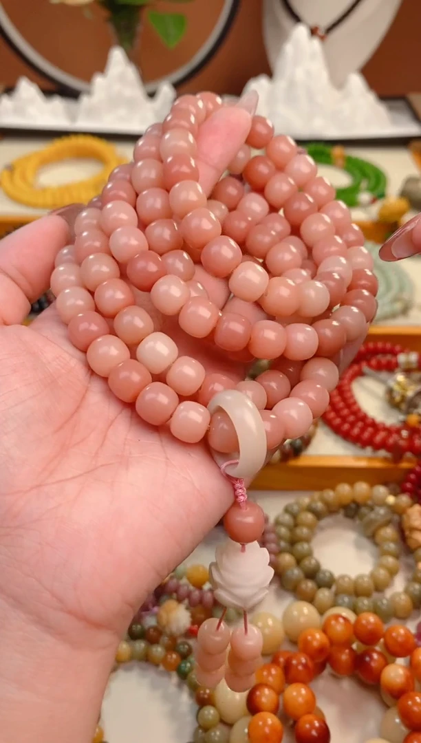 【闪购商品】菩提根/象牙果手串粉菩提莲花108颗