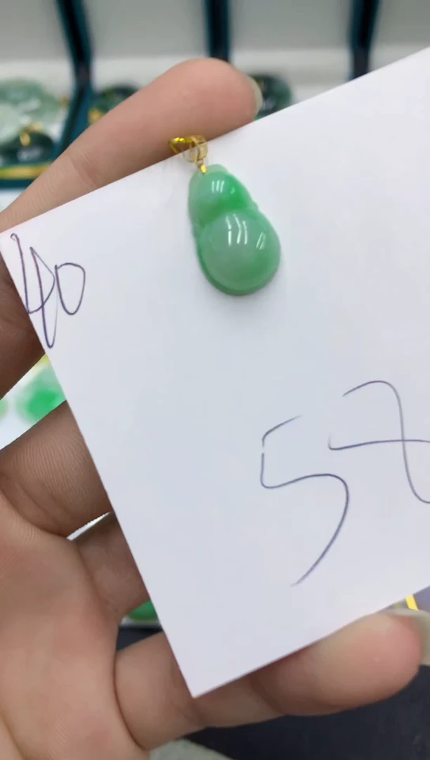 【闪购商品】翡翠颈饰18K金镶嵌翡翠