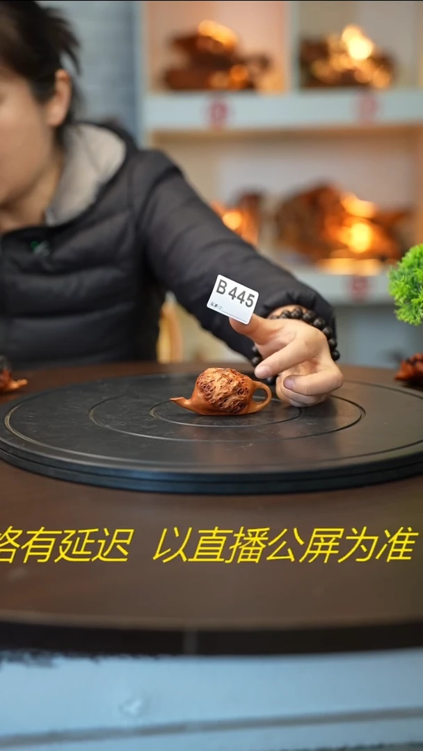 木木雕款F*莉云南黑果木把件