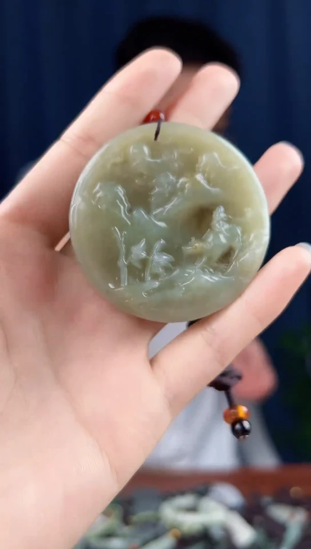 未镶嵌和田玉挂件拍一发一，多样性发货