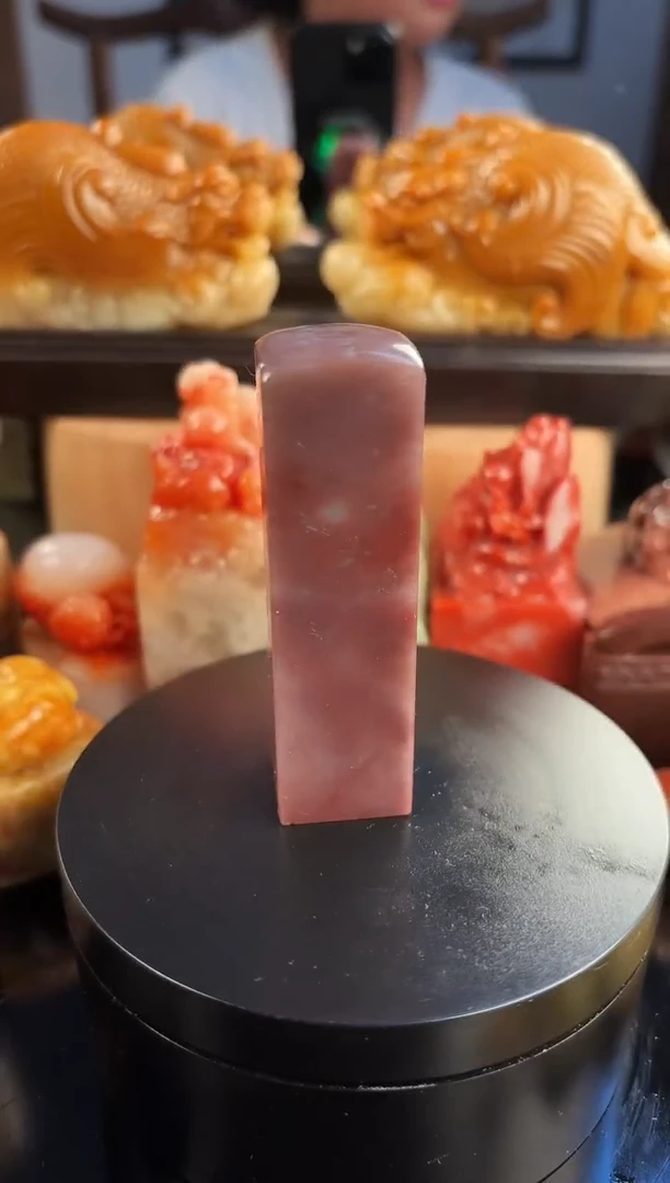 寿山石印石游**鱼寿山石雕刻