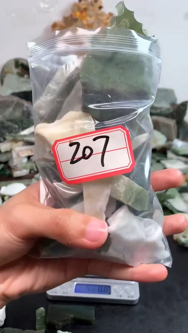 未镶嵌和田玉摆件207