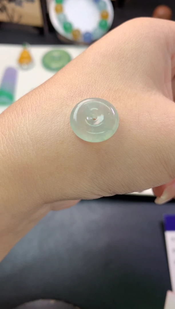 定制翡翠未镶嵌毛货