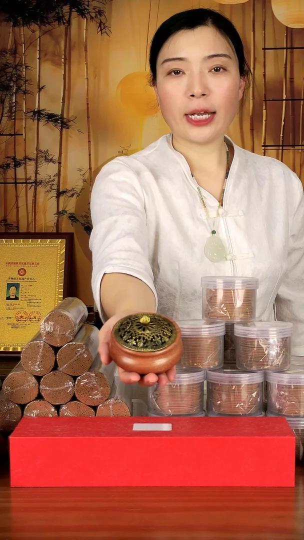 实木花梨木宣德炉直径9.5cm口径7.5cm高7.8cm 188g