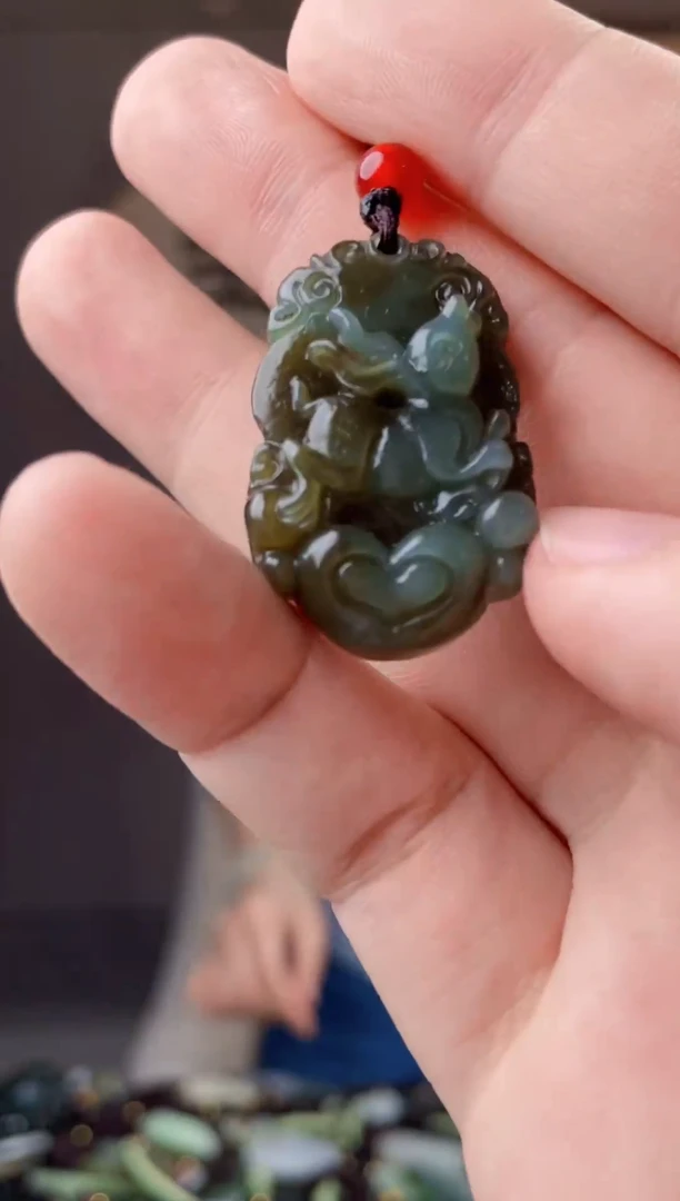 颈饰未镶嵌和田玉拍一发一，多样性发货