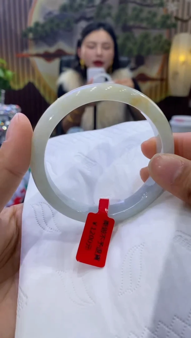 【闪购商品】翡翠手镯未镶嵌多人09217