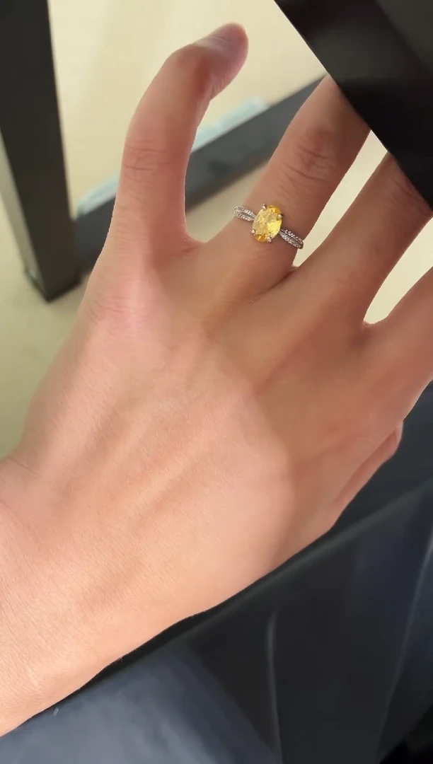 戒指彩色蓝宝石银S925镶嵌111