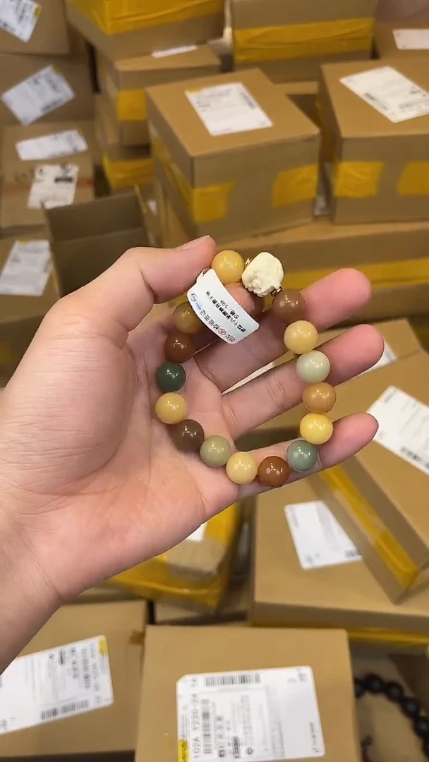 直播间精选手串一串