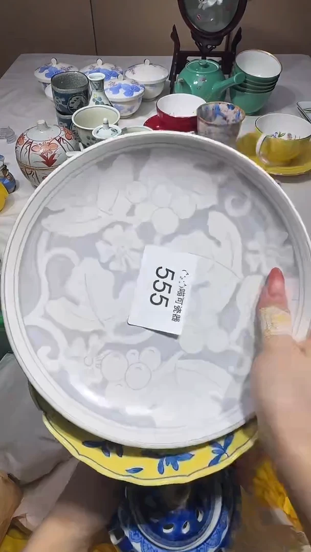 瓷片C****雅喵可瓷器 闪购类型 定向 Chaya查雅