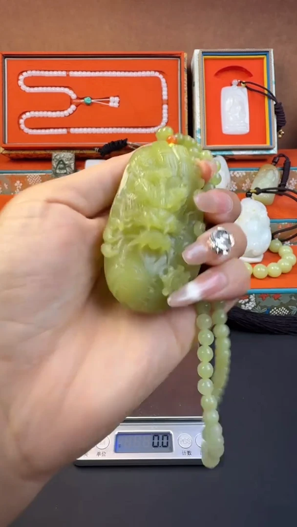 未镶嵌和田玉把件和田玉