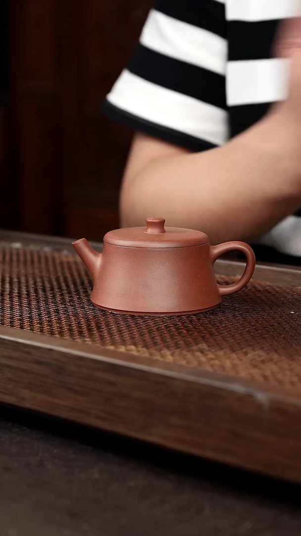 茶壶紫砂底槽清云筑【带矿标证书】