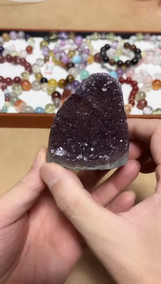 未镶嵌手链水晶18-8紫晶洞摆件