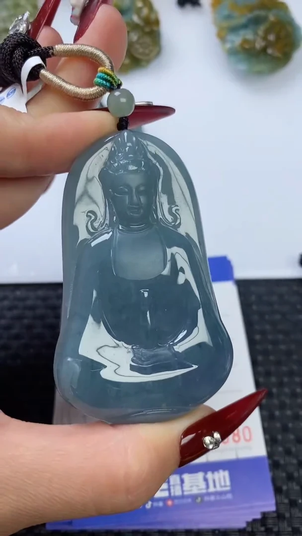 【闪购商品】翡翠颈饰未镶嵌111111111111111