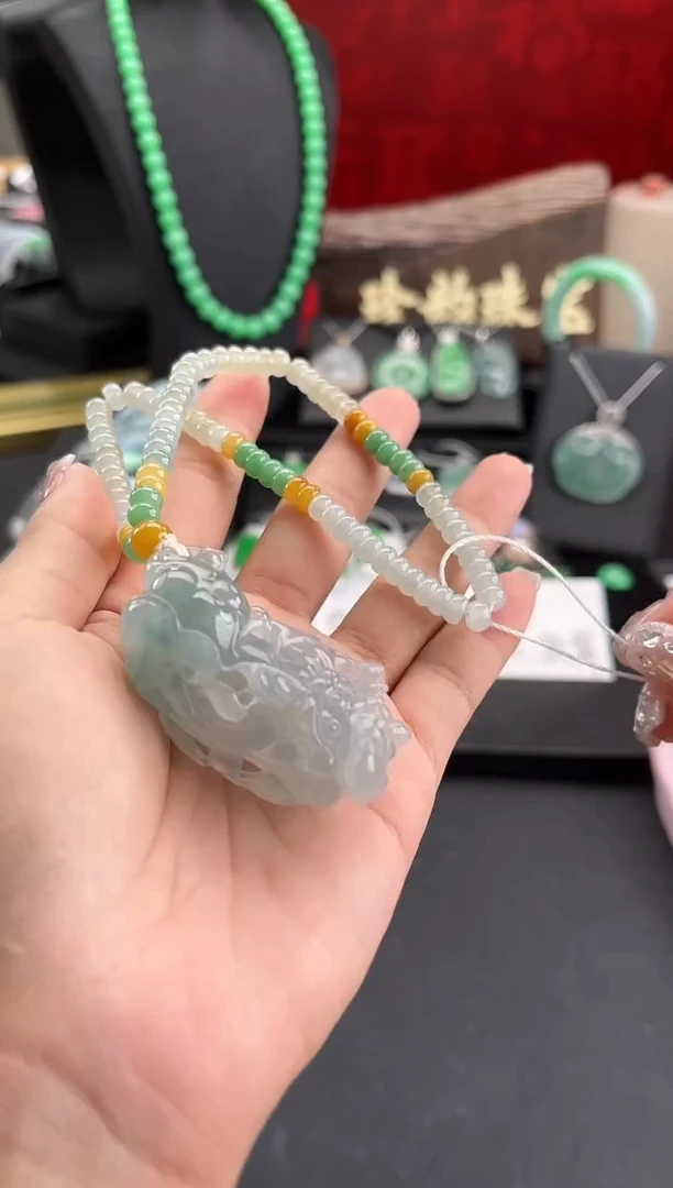 翡翠挂件未镶嵌挂件