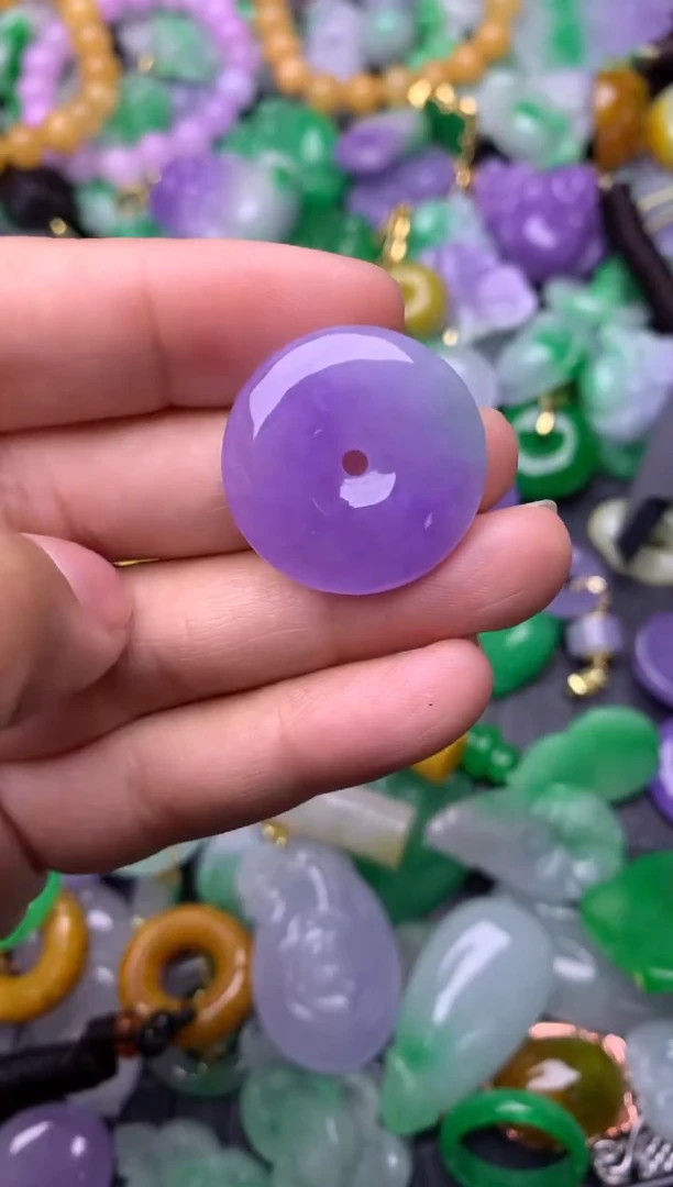 颈饰未镶嵌翡翠缅甸翡翠吊坠