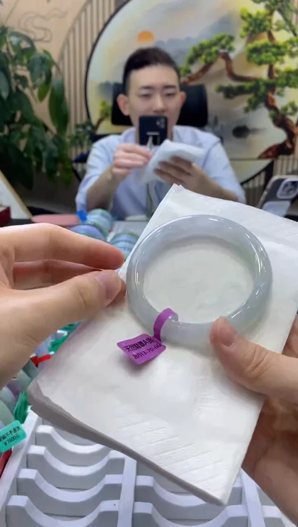 翡翠手镯未镶嵌0000000005378