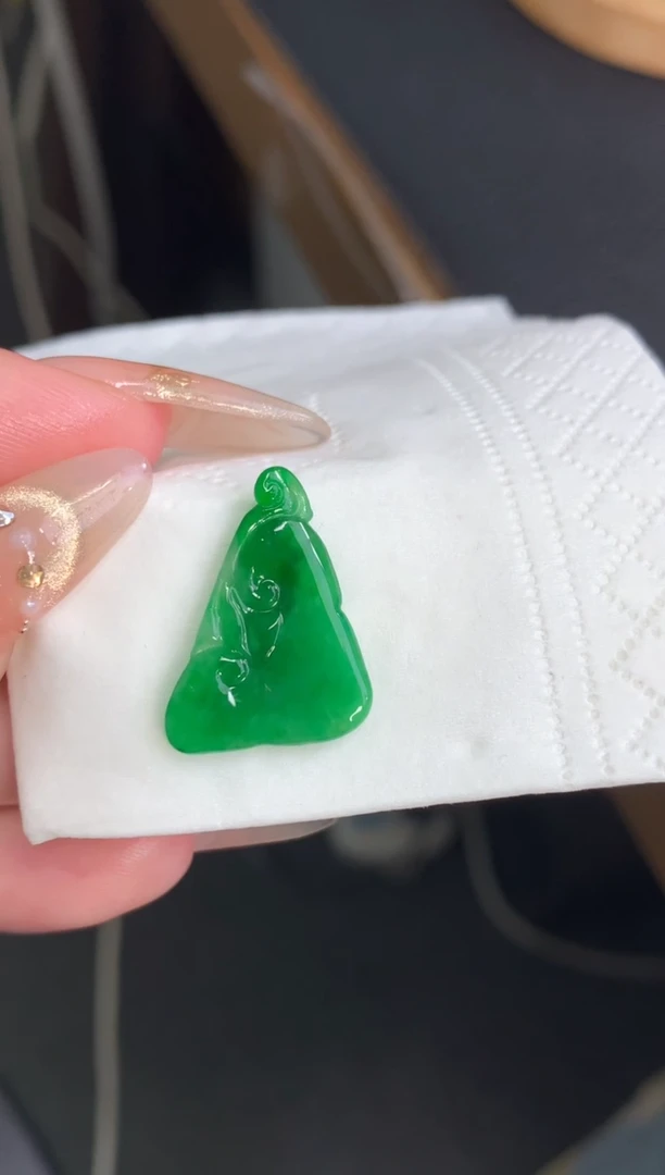 未镶嵌定制翡翠如意