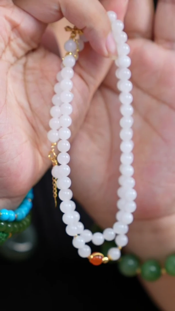 项链18K金镶嵌和田玉Q00438