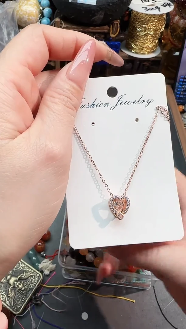 【闪购商品】南红玛瑙耳饰未镶嵌项链+南红耳环