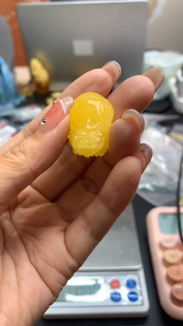 未镶嵌琥珀珠宝奇石233