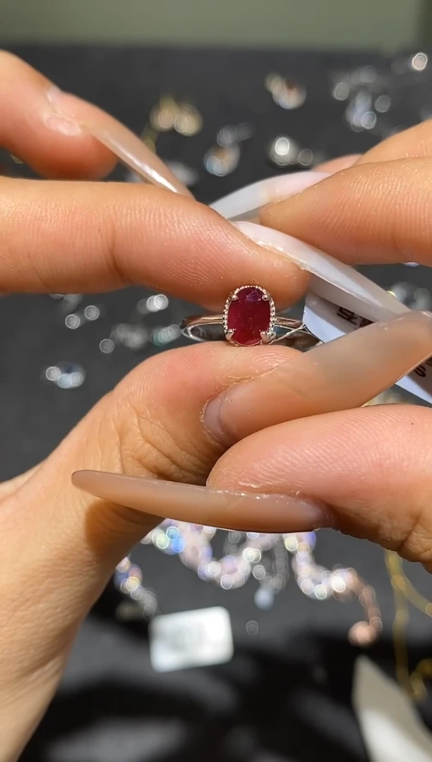 银S925镶嵌戒指红宝石戒指
