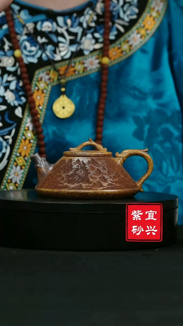 【闪购商品】紫砂茶壶35满刻 龙骨金砂 刻绘山水 手工紫砂壶