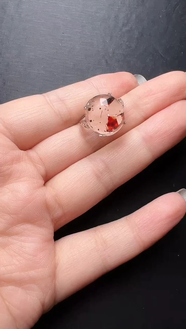 未镶嵌戒指水晶金草莓戒指 JP55602