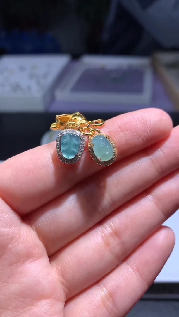 颈饰未镶嵌翡翠净货