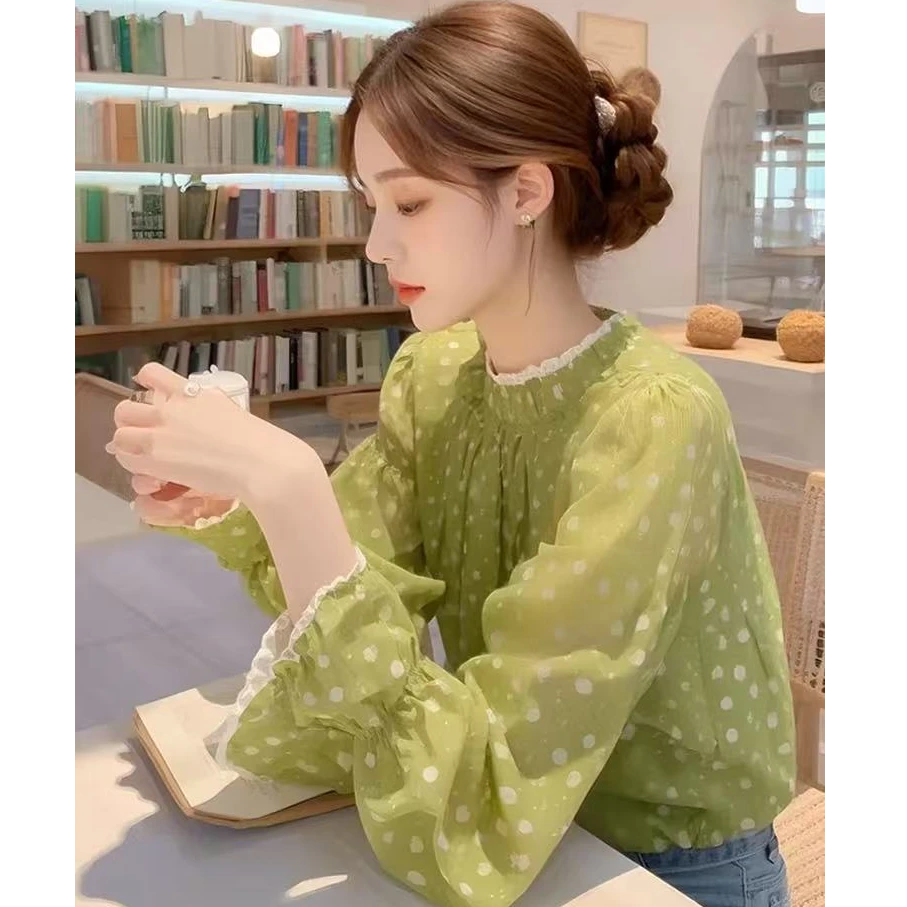 时尚碎花衬衫女开春小众穿搭法式气质木耳边上衣2025新款漂亮小衫