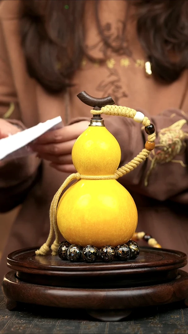 152号葫芦一物一拍  拍拍退退限购拉黑