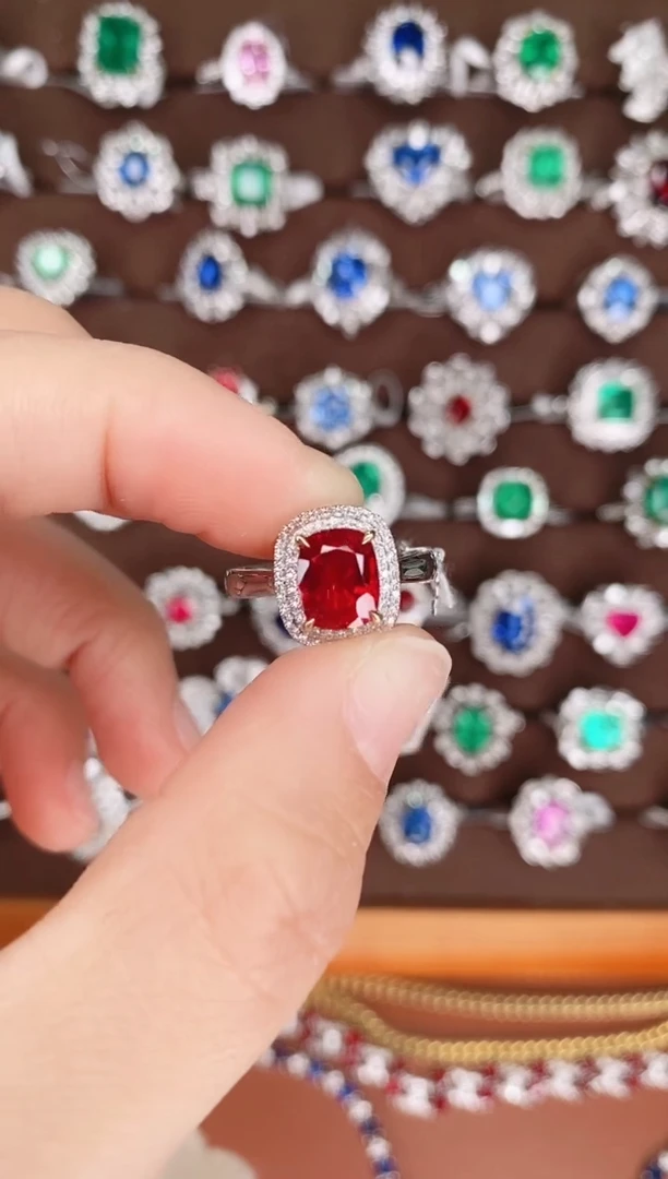 【闪购商品】尖晶石18K金戒指18K金镶嵌1.9克拉