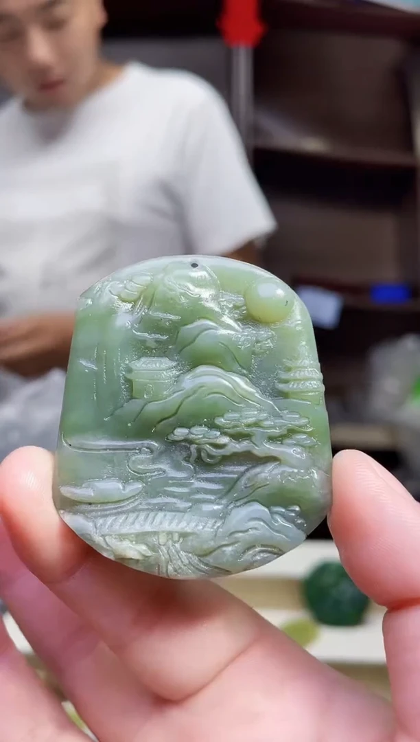 和田玉未镶嵌颈饰1