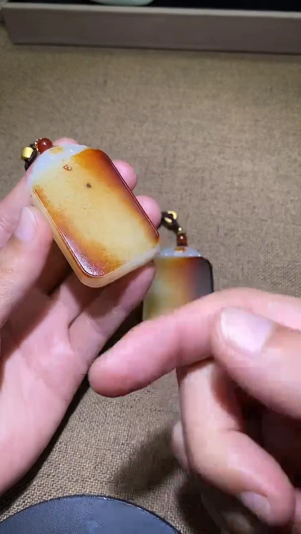 颈饰未镶嵌和田玉A7